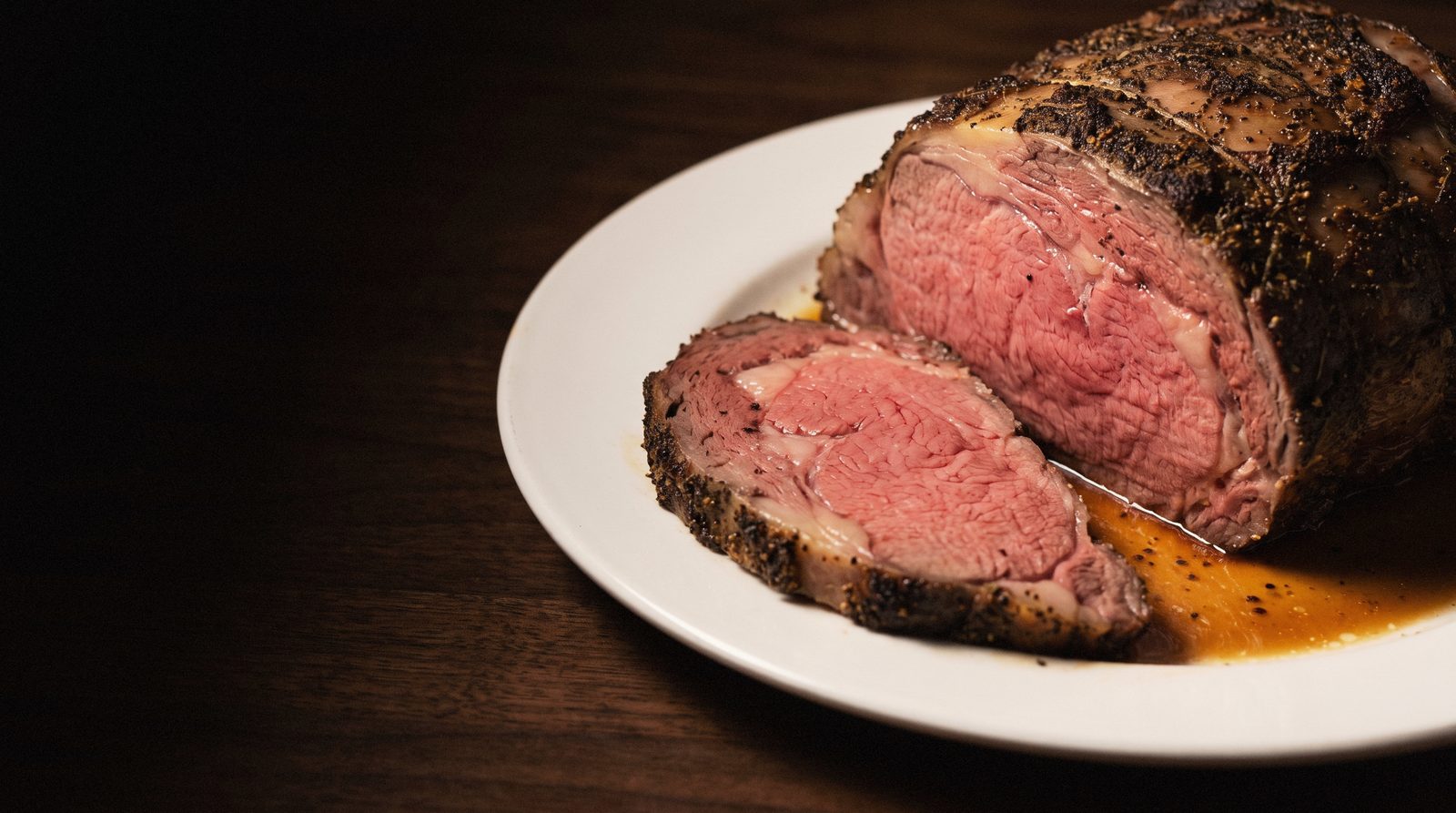 Slow roasted prime rib with au jus and creamy horseradish